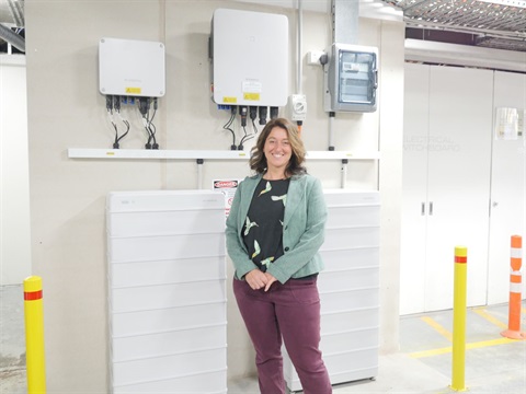 Cr Liz Pattison  pictured in front of the battery.JPG