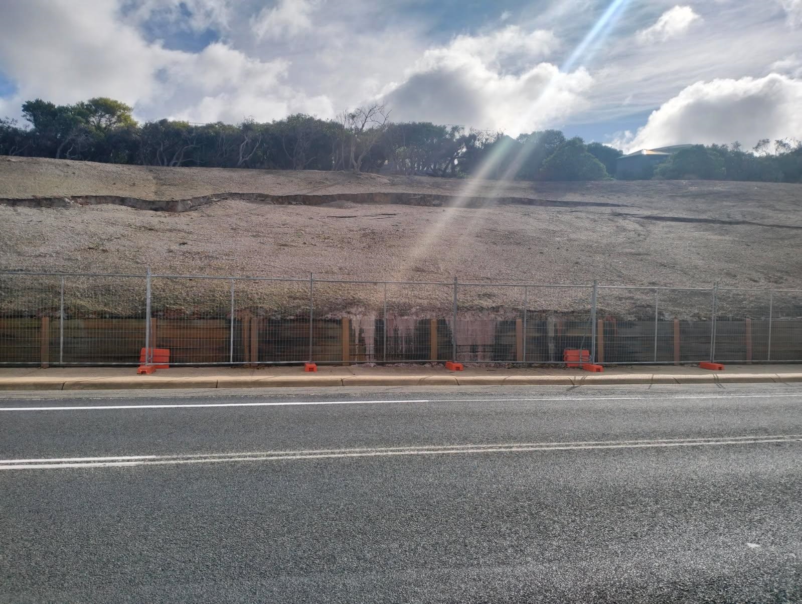 Lialeeta Road embankment 10 July.jpeg