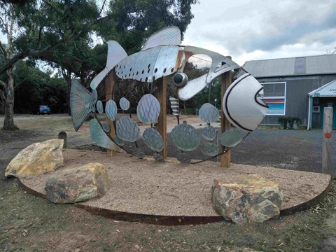 Anglesea Art House fish sculpture installation.jpg