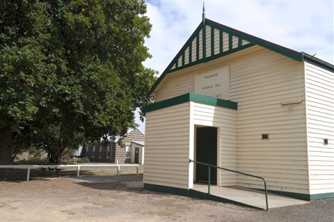 Modewarre Hall and Bluestone Cottage_2.jpg