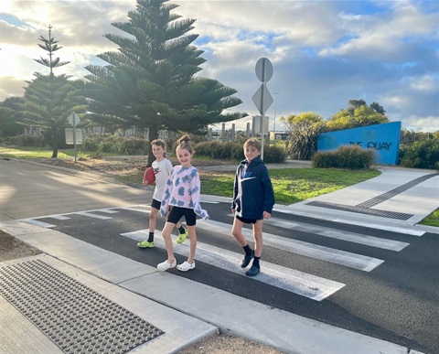 Crossing at The Quay entrance.jpg