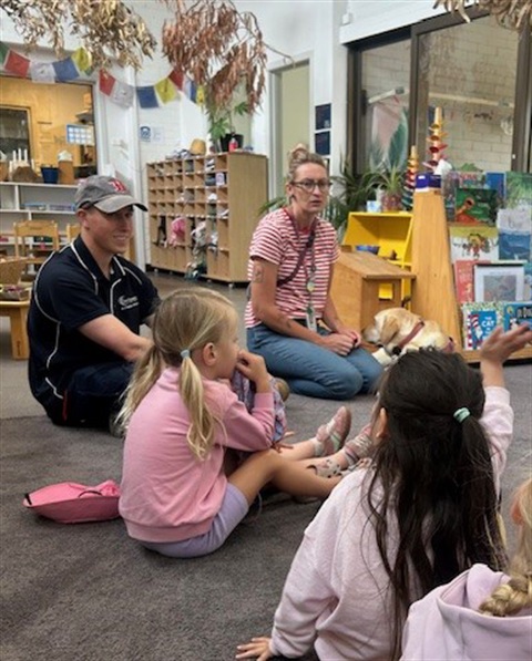 kinder-dog-visit.jpg